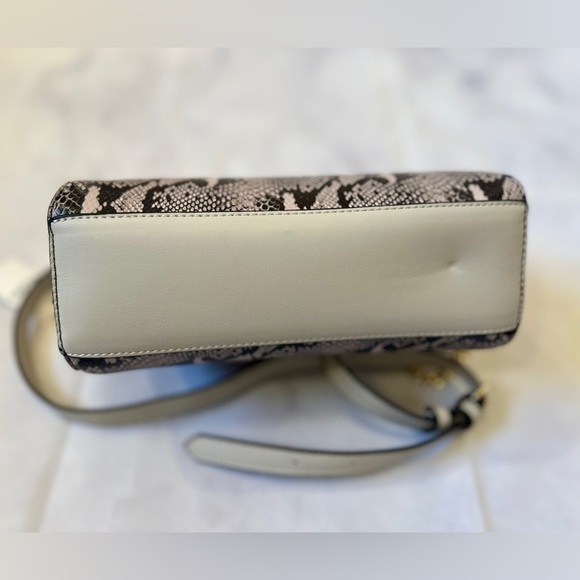 #19 NWT ALDO Etiraseann Handbag in Snakeskin/Cream - Picture 5 of 8